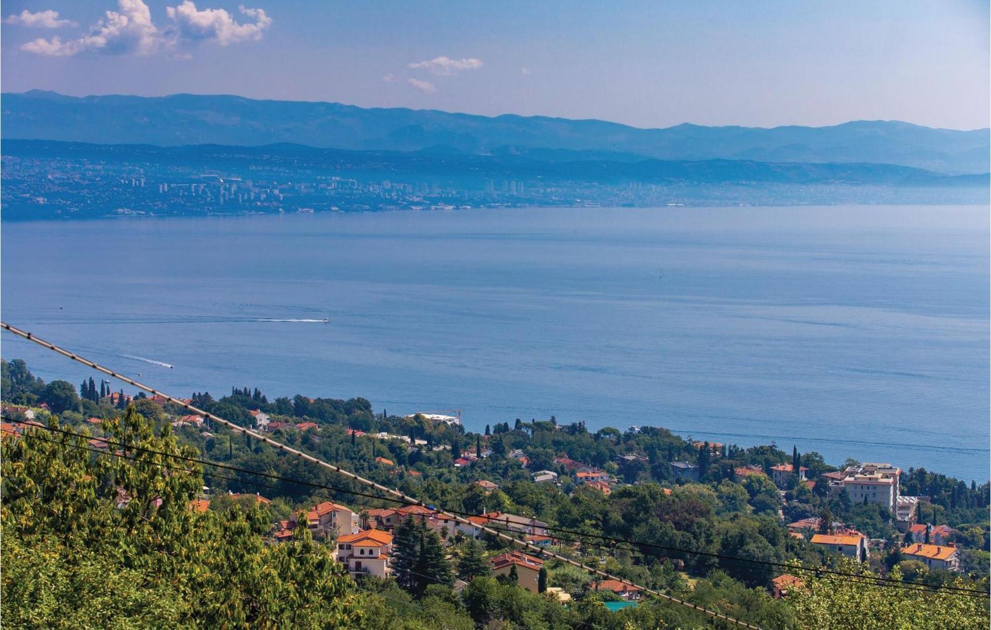 1 Bedroom Gorgeous Apartment In Lovran Εξωτερικό φωτογραφία