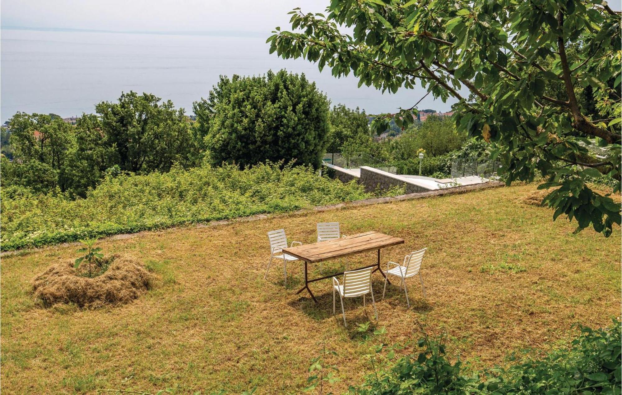 1 Bedroom Gorgeous Apartment In Lovran Εξωτερικό φωτογραφία
