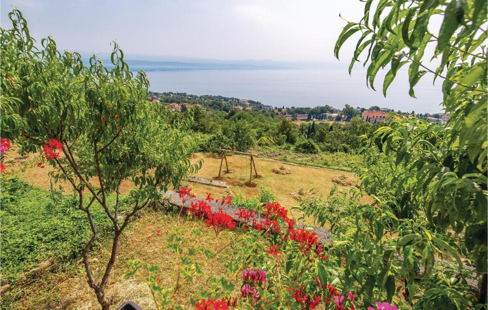 1 Bedroom Gorgeous Apartment In Lovran Εξωτερικό φωτογραφία